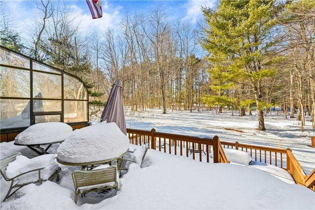 3 Rogler Farm Road, Smithfield, RI 02917