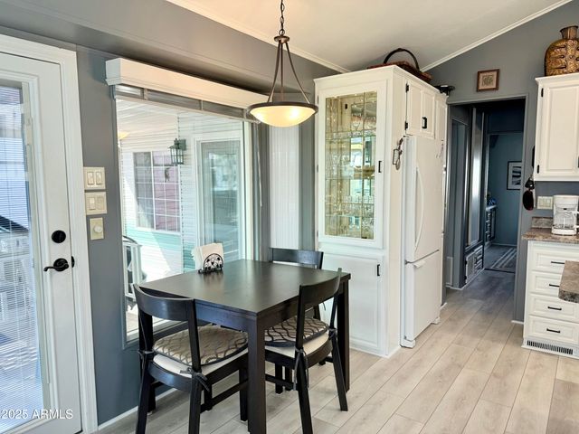 7750 E BROADWAY Road 677, Mesa, AZ 85208