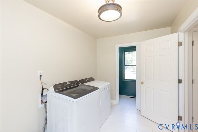 18337 Mabelton Rd, Montpelier, VA 23192