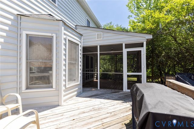 18337 Mabelton Rd, Montpelier, VA 23192