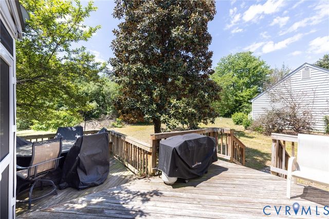 18337 Mabelton Rd, Montpelier, VA 23192