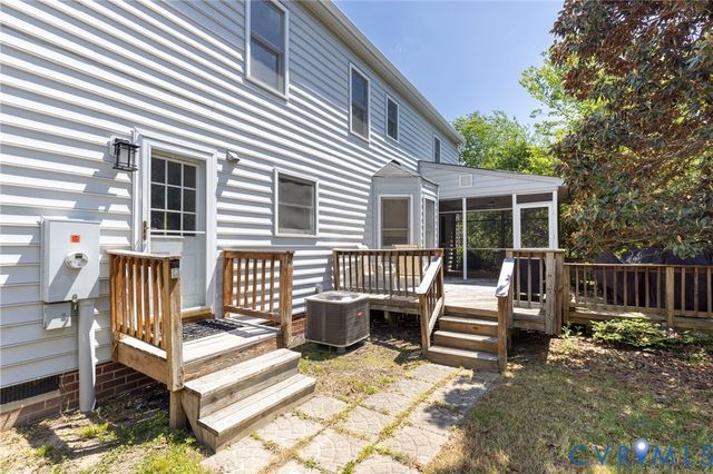 18337 Mabelton Rd, Montpelier, VA 23192