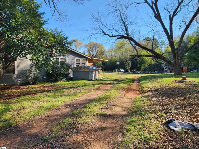 1212 Duncan Reidville Road, Duncan, SC 29344