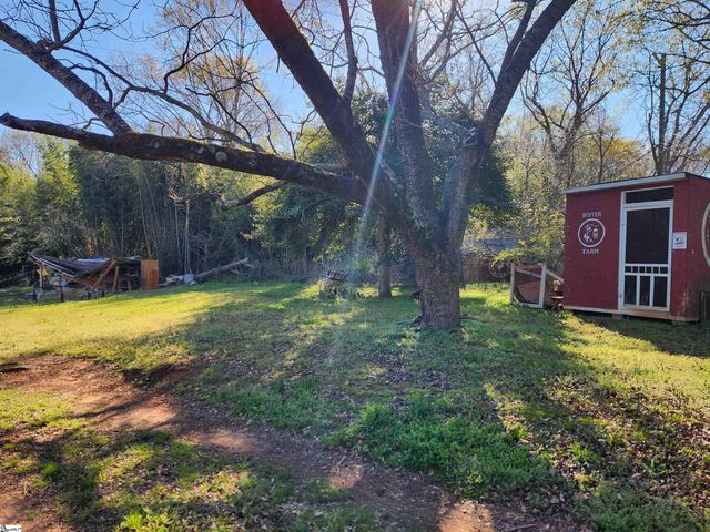 1212 Duncan Reidville Road, Duncan, SC 29344