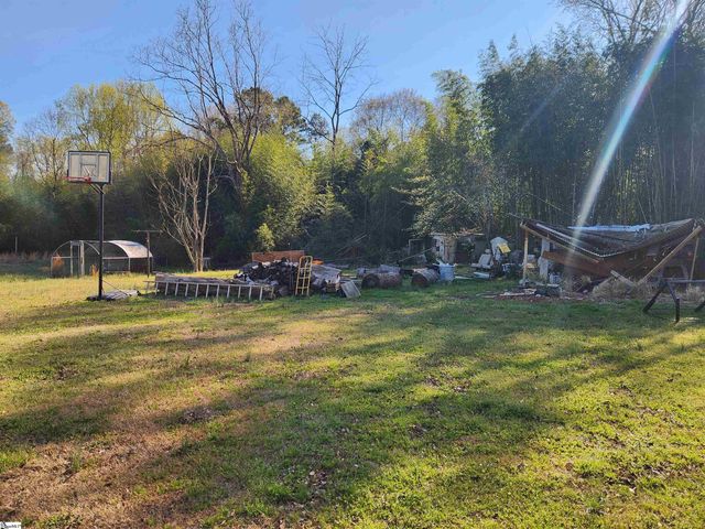 1212 Duncan Reidville Road, Duncan, SC 29344