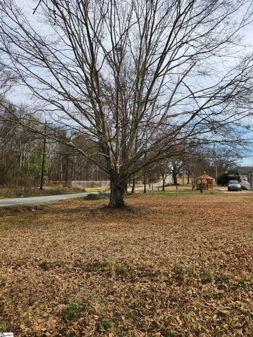 1212 Duncan Reidville Road, Duncan, SC 29344