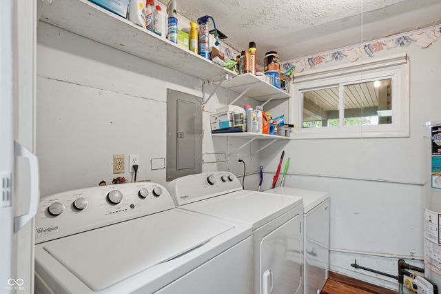 2015 Alton Street, Beech Grove, IN 46107