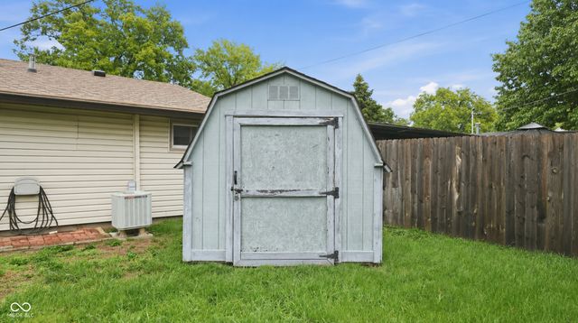 2015 Alton Street, Beech Grove, IN 46107