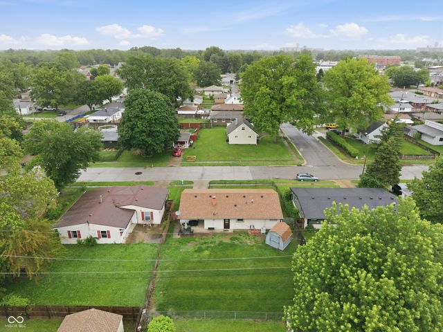 2015 Alton Street, Beech Grove, IN 46107
