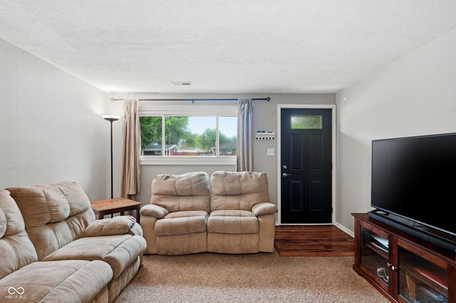 2015 Alton Street, Beech Grove, IN 46107