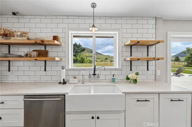 250 Oconnor Way, San Luis Obispo, CA 93405