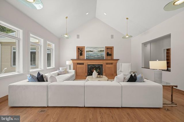 9744 THE CORRAL DR, Potomac, MD 20854