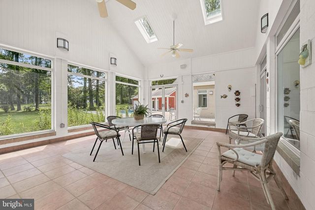 9744 THE CORRAL DR, Potomac, MD 20854