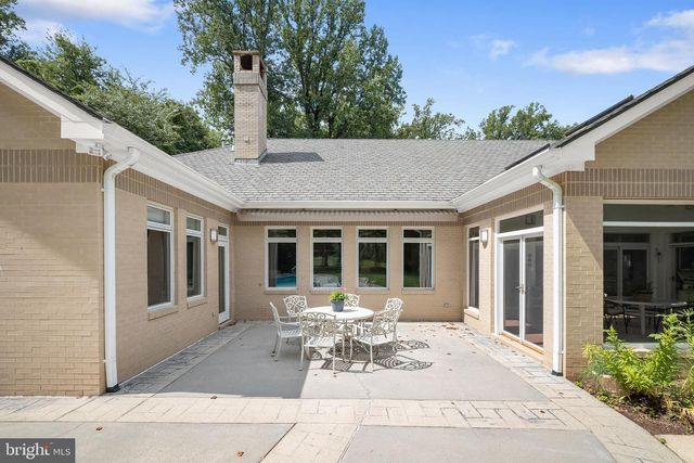 9744 THE CORRAL DR, Potomac, MD 20854