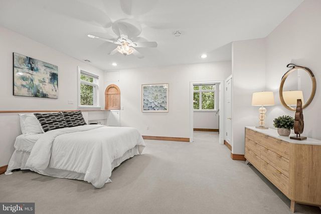 9744 THE CORRAL DR, Potomac, MD 20854