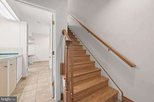 9744 THE CORRAL DR, Potomac, MD 20854