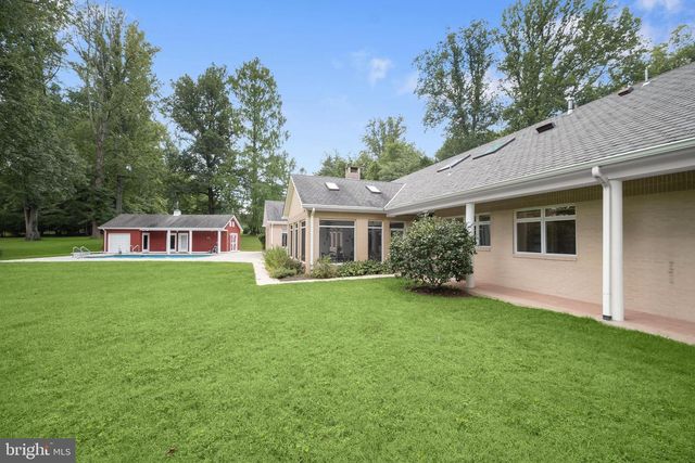 9744 THE CORRAL DR, Potomac, MD 20854