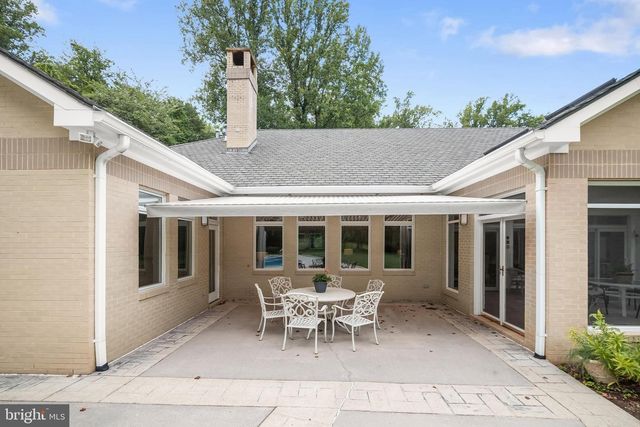 9744 THE CORRAL DR, Potomac, MD 20854