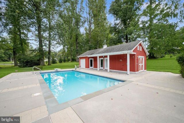 9744 THE CORRAL DR, Potomac, MD 20854