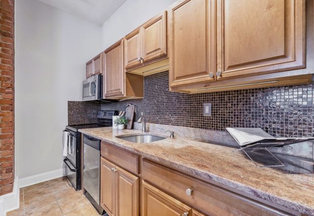 54 Forest St 212, Medford, MA 02155