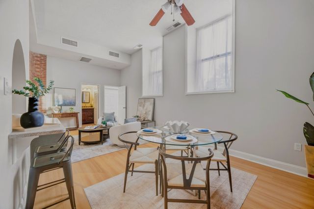 54 Forest St 212, Medford, MA 02155