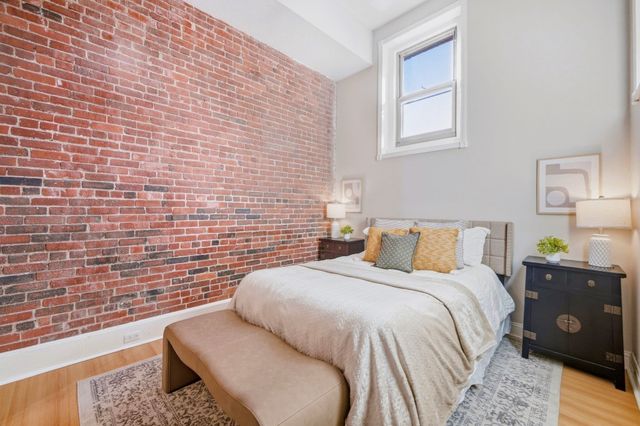 54 Forest St 212, Medford, MA 02155