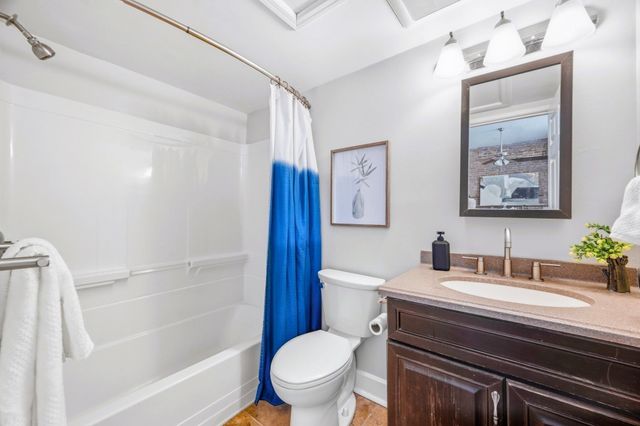 54 Forest St 212, Medford, MA 02155