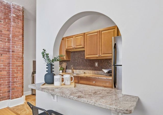 54 Forest St 212, Medford, MA 02155