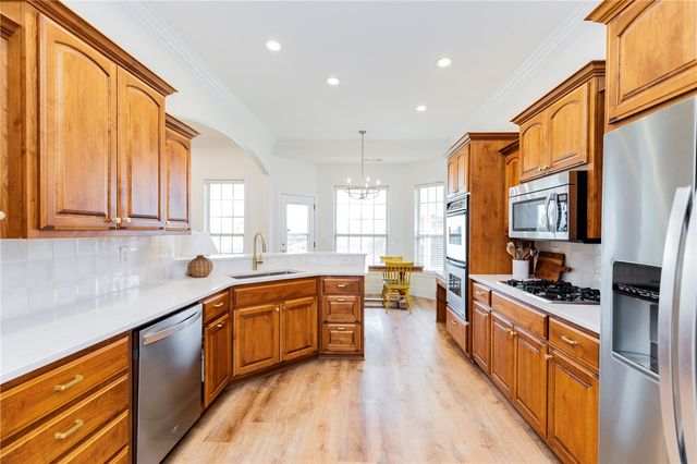 5087 S Strathmore Station Drive, Rogers, AR 72758