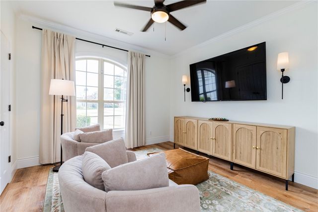5087 S Strathmore Station Drive, Rogers, AR 72758