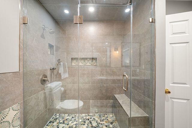 11 S Stone Mill Dr 712, Dedham, MA 02026