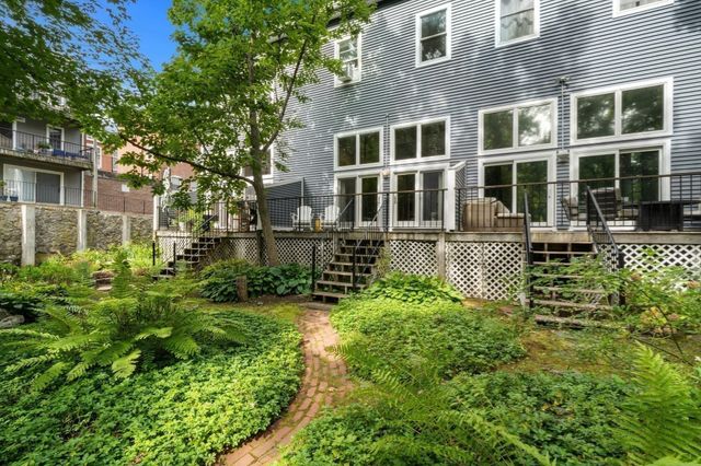 11 S Stone Mill Dr 712, Dedham, MA 02026