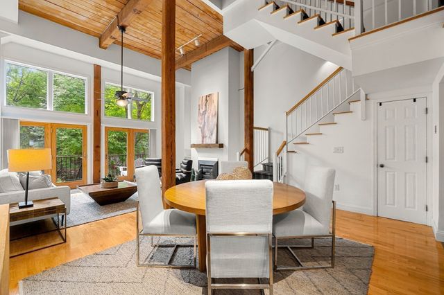11 S Stone Mill Dr 712, Dedham, MA 02026