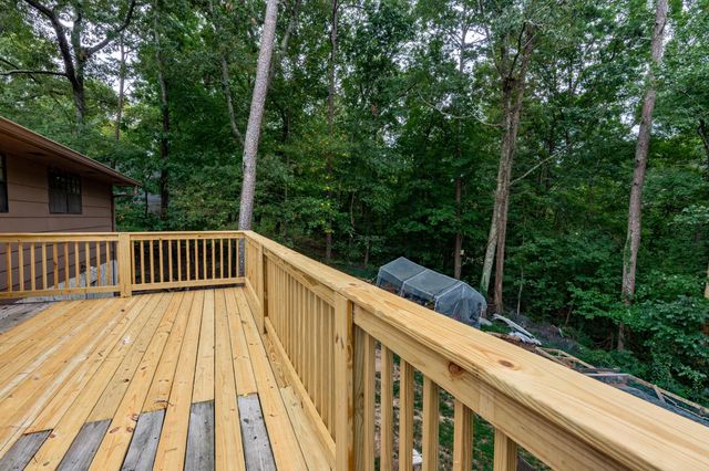 674 Charbell Street, Hixson, TN 37343