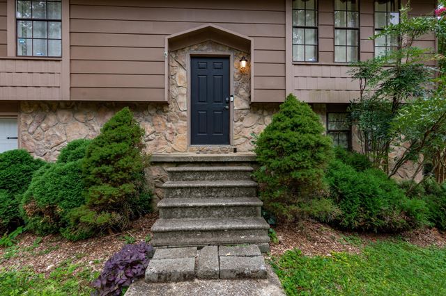 674 Charbell Street, Hixson, TN 37343