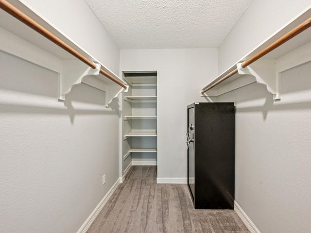 64 Hideaway Drive, Friendswood, TX 77546
