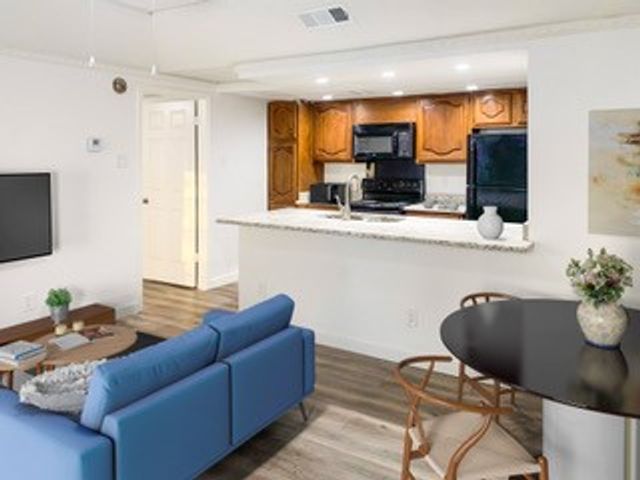 8510 Park Lane 201, Dallas, TX 75231