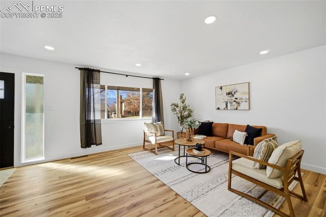 1315 Martin Drive, Colorado Springs, CO 80915