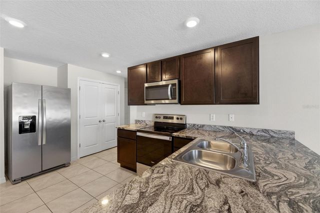 1324 OCEAN SPRAY DRIVE, Ruskin, FL 33570