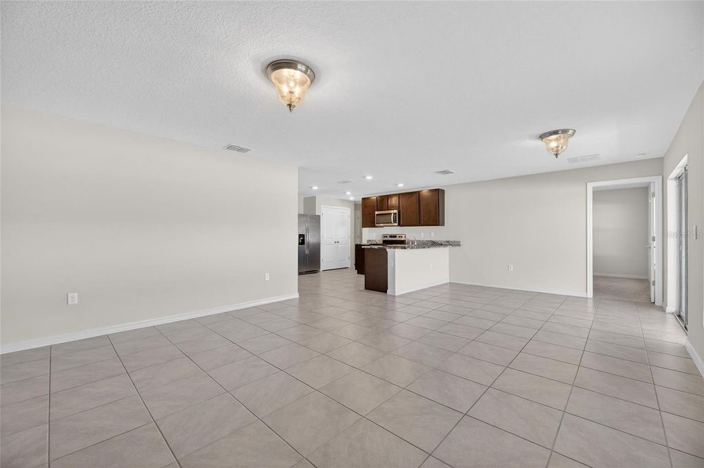 Image 29 of property listing at 1324 OCEAN SPRAY DRIVE, Ruskin, FL 33570