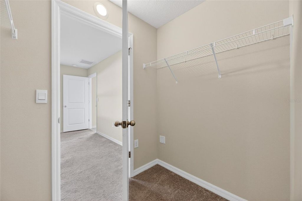 Image 37 of property listing at 1324 OCEAN SPRAY DRIVE, Ruskin, FL 33570