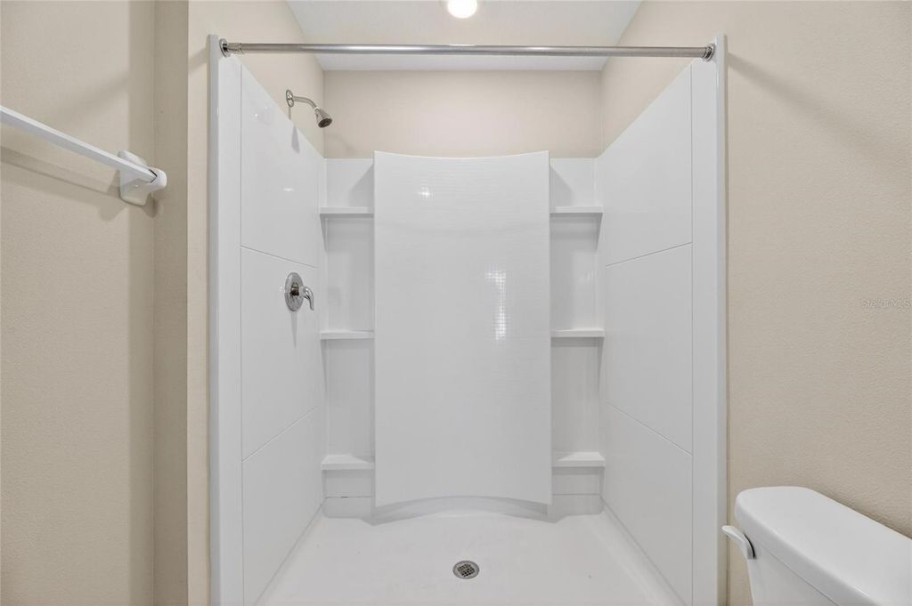 Image 39 of property listing at 1324 OCEAN SPRAY DRIVE, Ruskin, FL 33570