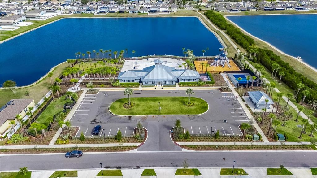 Image 53 of property listing at 1324 OCEAN SPRAY DRIVE, Ruskin, FL 33570