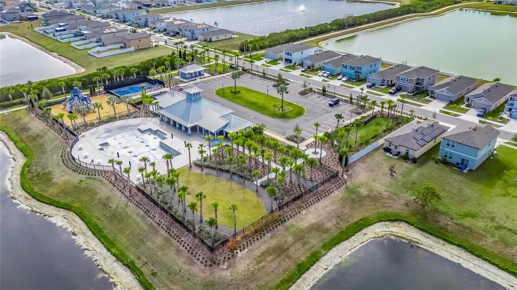 Image 55 of property listing at 1324 OCEAN SPRAY DRIVE, Ruskin, FL 33570