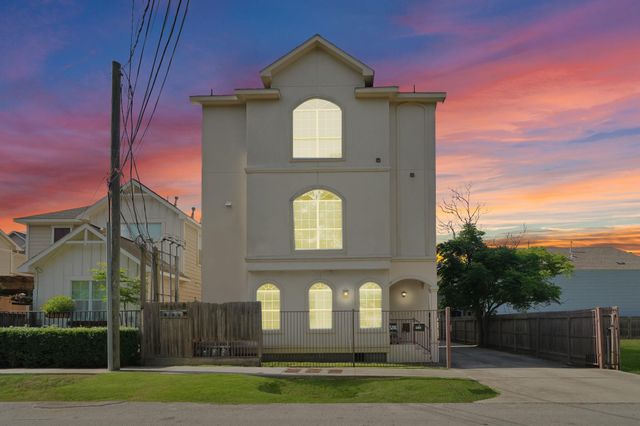 5206 Petty Street, Houston, TX 77007