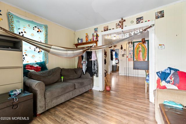 912 Sunset Avenue, Asbury Park, NJ 07712