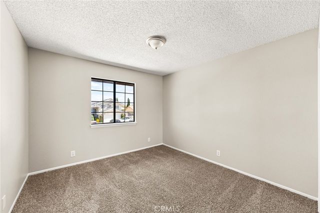 18565 Kalin Ranch Road, Victorville, CA 92395
