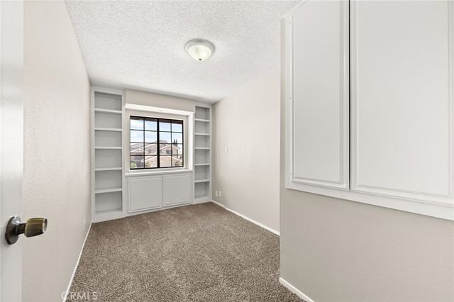 18565 Kalin Ranch Road, Victorville, CA 92395