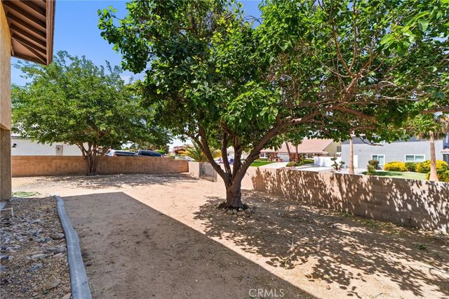 18565 Kalin Ranch Road, Victorville, CA 92395