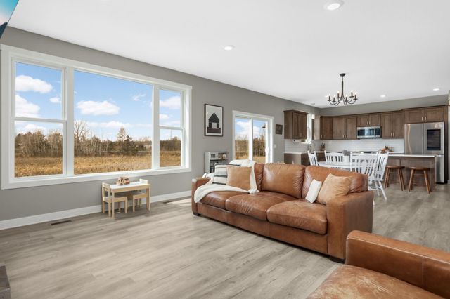 18805 Scenic Way, Shafer, MN 55074